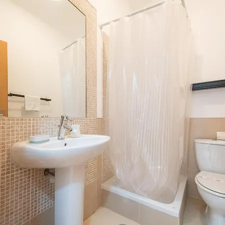 Apartamento Bright W Pool & Terraces